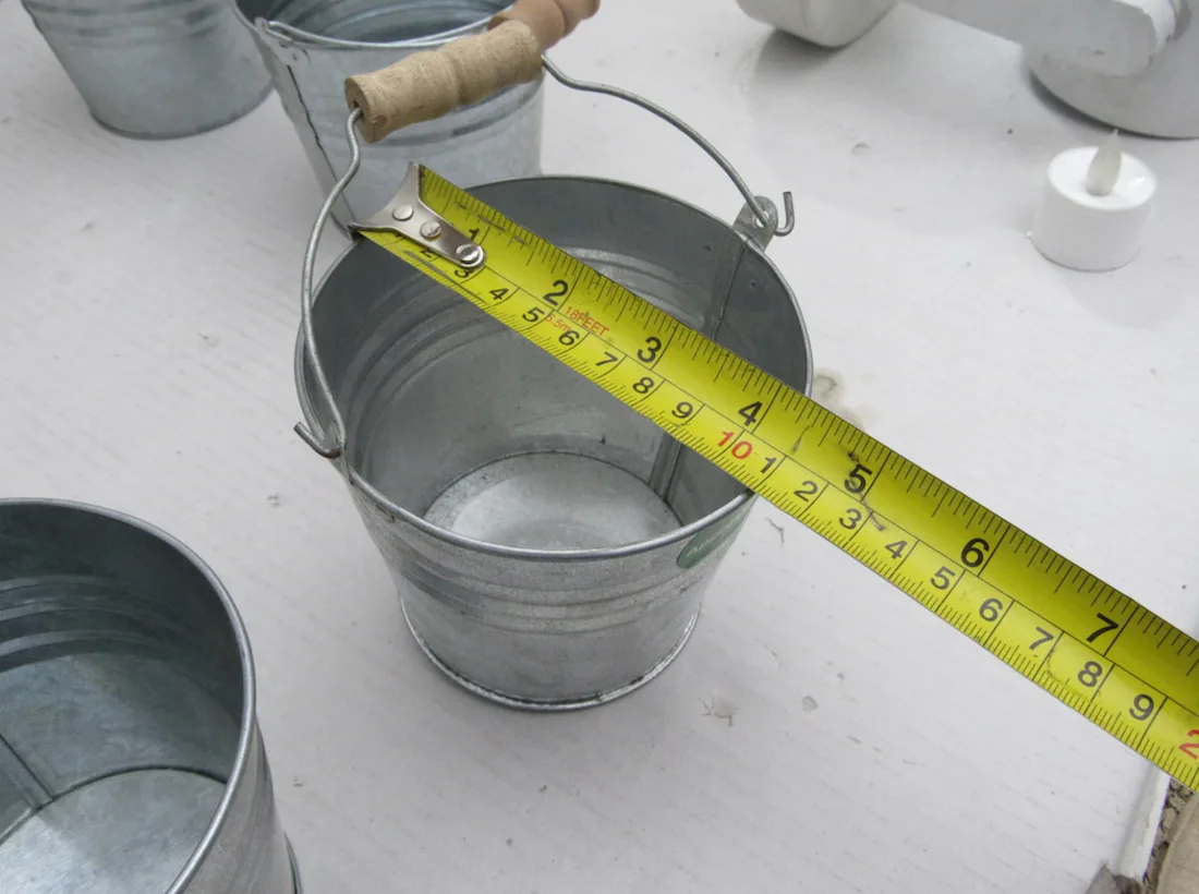 Diameter measurement on a galvanized metal pail